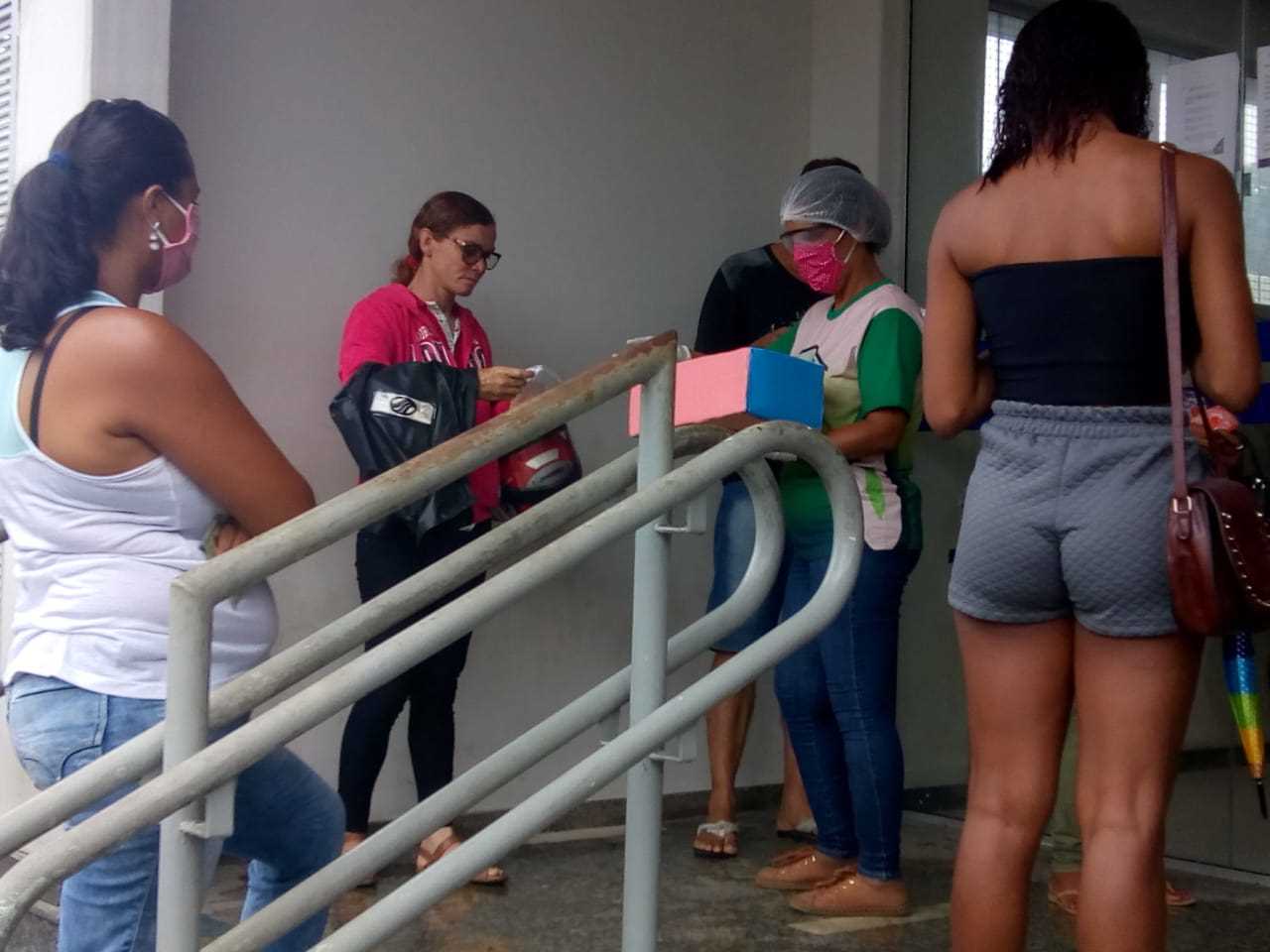 Camacã: Secretaria de Assistência Social confecciona mais máscaras para doações